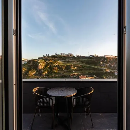 Unique T2 W/ View Of The River By Lovelystay Apartment