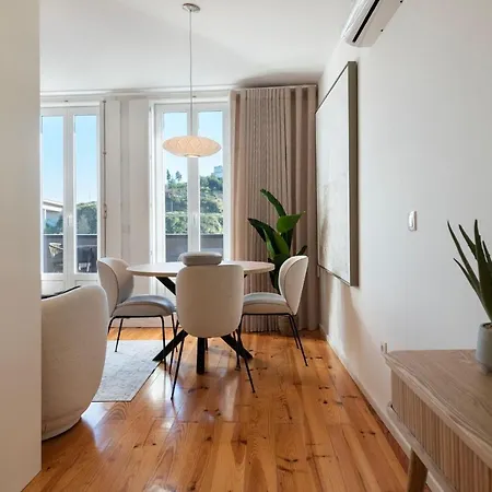 Unique T2 W/ View Of The River By Lovelystay Apartment Porto