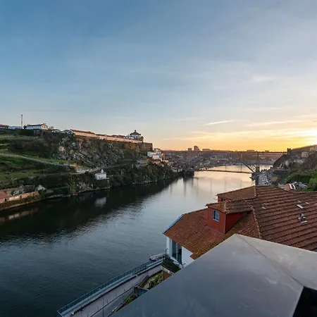 Unique T2 W/ View Of The River By Lovelystay Apartment Porto